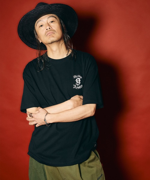 NineMicrophones(ナインマイクロフォンズ)の「EMBROIDERY 9MC Crew TEE(Tシャツ/カットソー・メンズ・スミクロ/ブラック×グレー/ブラック×ホワイト/ホワイト・XX-LARGE/X-LARGE/LARGE/MEDIUM/SMALL)」の7枚目の写真