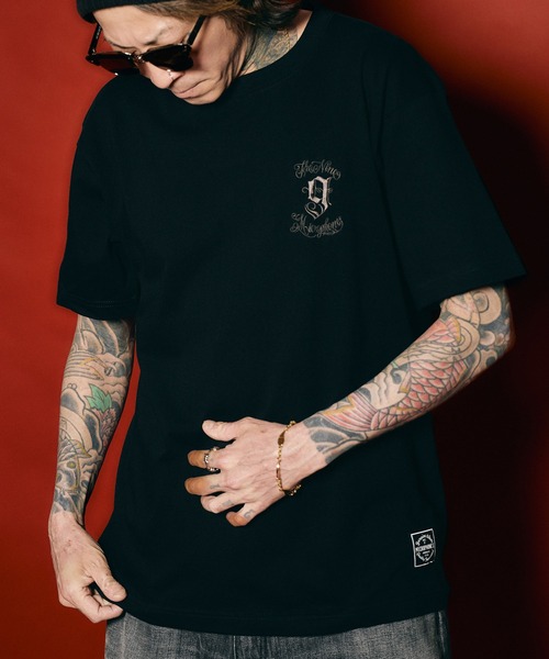 NineMicrophones(ナインマイクロフォンズ)の「EMBROIDERY 9MC Crew TEE(Tシャツ/カットソー・メンズ・スミクロ/ブラック×グレー/ブラック×ホワイト/ホワイト・XX-LARGE/X-LARGE/LARGE/MEDIUM/SMALL)」の8枚目の写真