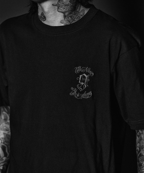 NineMicrophones(ナインマイクロフォンズ)の「EMBROIDERY 9MC Crew TEE(Tシャツ/カットソー・メンズ・スミクロ/ブラック×グレー/ブラック×ホワイト/ホワイト・XX-LARGE/X-LARGE/LARGE/MEDIUM/SMALL)」の12枚目の写真