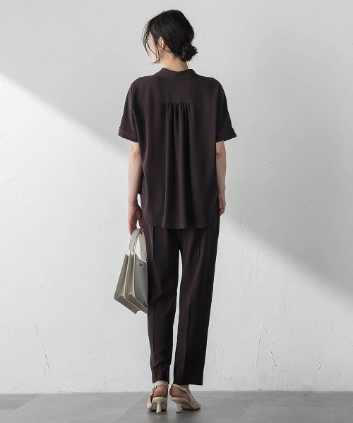 LAUTREAMONT(ロートレアモン)の「【涼・美・楽】スキッパーブラウス(シャツ/ブラウス・レディース・ブラック/ベージュ/ブラウン/ダークネイビー・9号)」の19枚目の写真