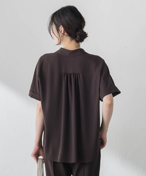 LAUTREAMONT(ロートレアモン)の「【涼・美・楽】スキッパーブラウス(シャツ/ブラウス・レディース・ブラック/ベージュ/ブラウン/ダークネイビー・9号)」の21枚目の写真