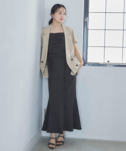 archives(アルシーヴ)の「【ONかわ】ウォッシャブルタックドロストキャミワンピース(ワンピース・レディース・チャコールグレー/ブラック・MEDIUM)」の1枚目の写真