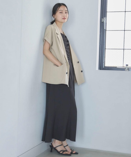 archives(アルシーヴ)の「【ONかわ】ウォッシャブルタックドロストキャミワンピース(ワンピース・レディース・チャコールグレー/ブラック・MEDIUM)」の18枚目の写真