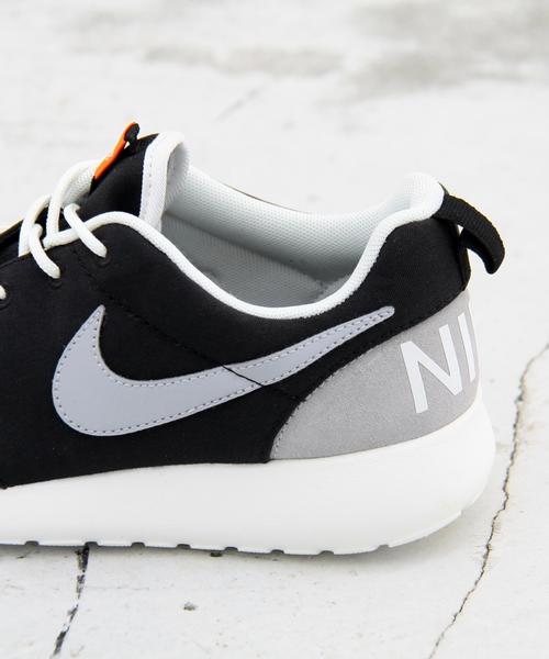 NIKE（ナイキ）の「BY∵ NIKE ウィメンズ ローシワンレトロ スニーカー ◆（スニーカー・レディース・ブラック/レッド・25cm/23.5cm/24.5cm/23cm/24cm）」の5枚目の写真