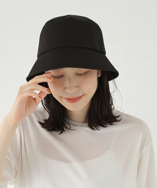B.C STOCK(ベーセーストック)の「手洗い可 / ナイロンバケット(ハット・レディース・ベージュ/ブラック/ブラウン・FREE)」の6枚目の写真