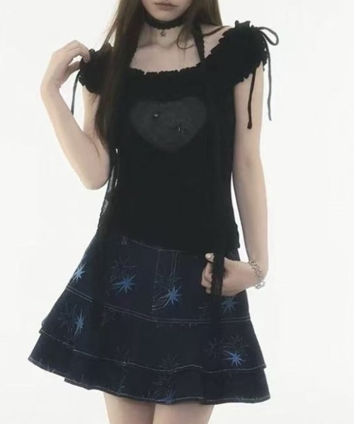 AVYL（アヴィル）の「2WAYハートプリント オフショル半袖トップス（Tシャツ/カットソー・レディース・ホワイト/ブラック・M）」の13枚目の写真