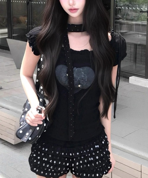 AVYL（アヴィル）の「2WAYハートプリント オフショル半袖トップス（Tシャツ/カットソー・レディース・ホワイト/ブラック・M）」の5枚目の写真