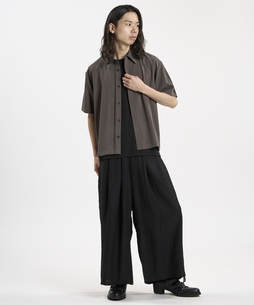 NO ID.（ノーアイディ）の「【NO ID.】Linen Touch Pintuck Shirt / リネン タッチ ピンタック シャツ（シャツ/ブラウス・メンズ・グレー/ブラック/ホワイト・2/1）」の6枚目の写真