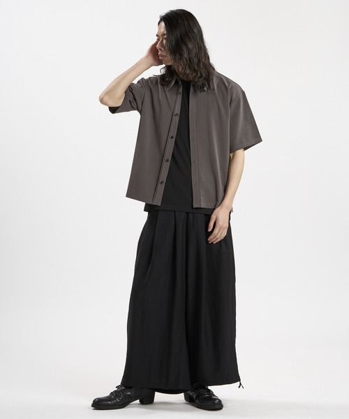 NO ID.（ノーアイディ）の「【NO ID.】Linen Touch Pintuck Shirt / リネン タッチ ピンタック シャツ（シャツ/ブラウス・メンズ・グレー/ブラック/ホワイト・2/1）」の7枚目の写真