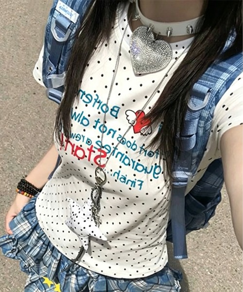 AsheKsha(アシクシャ)の「ハートと水玉模様のアルファベットプリント半袖Tシャツ(Tシャツ/カットソー・レディース・ホワイト・M)」の8枚目の写真