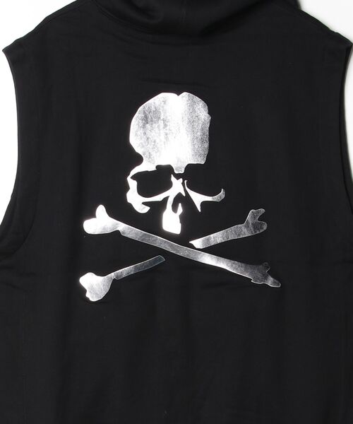 mastermind JAPAN(マスターマインド)の「FOILED SLEEVELESS HOODIE(パーカー・メンズ・ホワイト/ブラック・XL)」の4枚目の写真