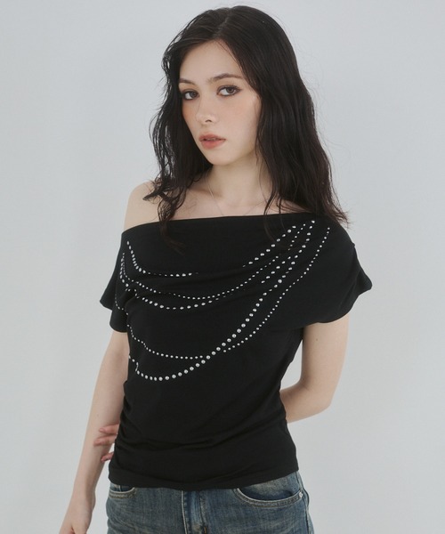 ENVYM(アンビー)の「オフショルストーントップス(Tシャツ/カットソー・レディース・ブラック/ホワイト/グリーン・FREE)」の5枚目の写真