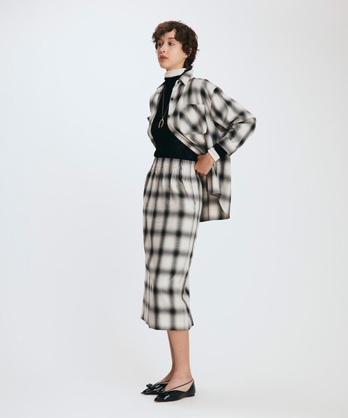allureville(アルアバイル)の「オンブレーチェックシャツ(シャツ/ブラウス・レディース・ブラック系その他/ブラウン系その他・2)」の4枚目の写真
