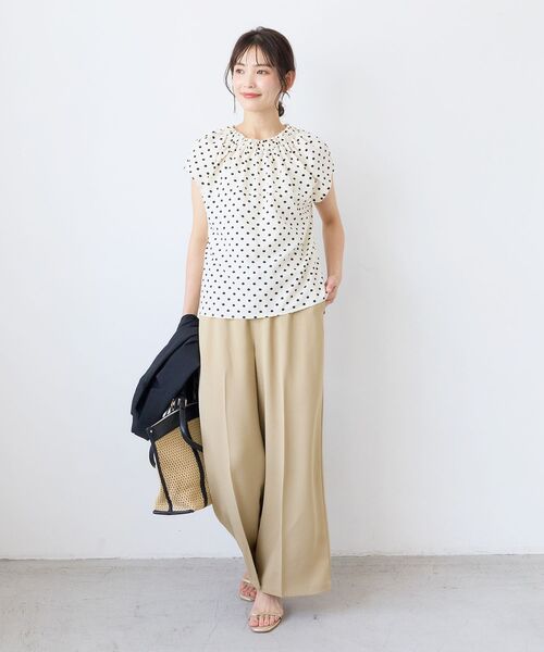 le.coeur blanc(ルクールブラン)の「バックリボンネックギャザーブラウス(シャツ/ブラウス・レディース・ホワイト系その他/ブラック/ブラック系その他・38)」の7枚目の写真