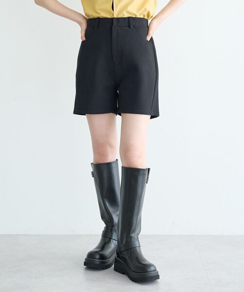 earth music&ecology(アースミュージックアンドエコロジー)の「エアもちショートパンツ(その他パンツ・レディース・ブラック/グレー系その他2・FREE)」の4枚目の写真