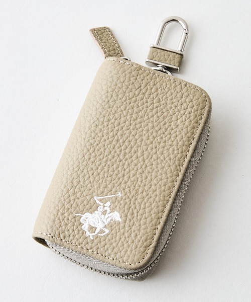 BEVERLY HILLS POLO CLUB（ビバリーヒルズポロクラブ）の「【BEVERLY HILLS POLO CLUB/ビバリーヒルズポロクラブ】【使い勝手の良さとエレガントなデザインが融合】本革キーケース ラウンドファスナー ブランドロゴ エンボス加工 スタイリッシュ ビジネス カジュアル（キーケース/キーアクセサリー・レディース・ベージュ/ピンク/サックスブルー/ブラック・FREE）」の2枚目の写真