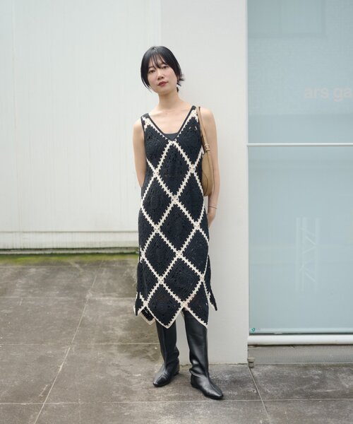 SHENERY(シーナリー)の「【Her Edit】クロシェチュニックワンピース(チュニック・レディース・ブラック・FREE)」の2枚目の写真
