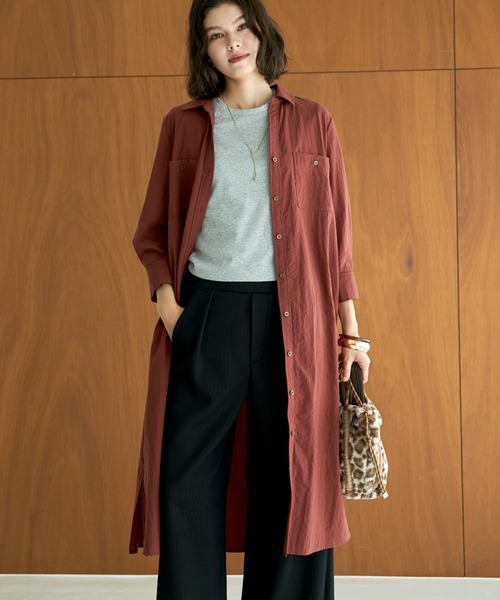 ikka(イッカ)の「コットンポケ付きシャツワンピース(ワンピース・レディース・テラコッタ/ベージュ/グリーン・L/M)」の1枚目の写真