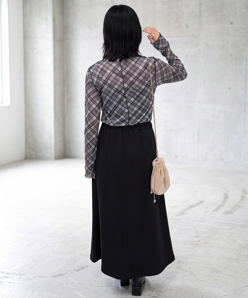 SELECT LEVERY(セレクトリベリー)の「シアーチェックプルオーバー(Tシャツ/カットソー・レディース・ブラック/ブラウン・MEDIUM)」の13枚目の写真