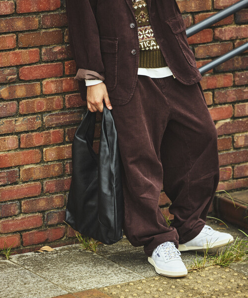 Firsthand（ファーストハンド）の「Firsthand/ファーストハンド Leather Triangle Marche Bag / トライアングルマルシェ / レザートート / 撥水レザー（トートバッグ・メンズ・ブラック・ONE SIZE）」の9枚目の写真