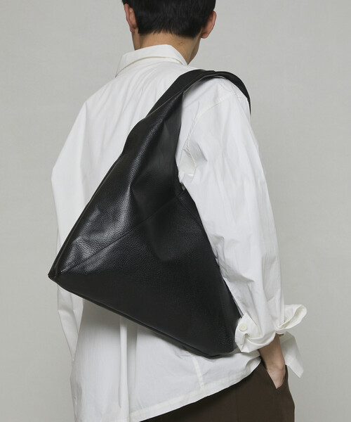 Firsthand（ファーストハンド）の「Firsthand/ファーストハンド Leather Triangle Marche Bag / トライアングルマルシェ / レザートート / 撥水レザー（トートバッグ・メンズ・ブラック・ONE SIZE）」の15枚目の写真