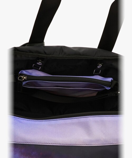 agnes b.(アニエスベー)の「フォトプリント ナイロン 2way ラージ ボストンバッグ "My bag" RAT01R-01(ボストンバッグ・レディース・パープル系その他・FREE)」の5枚目の写真
