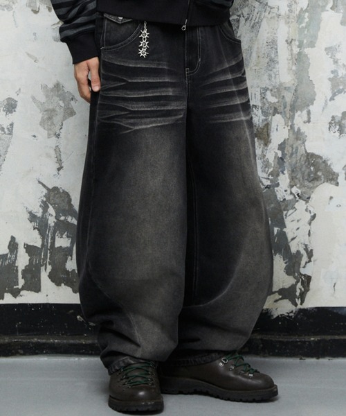 MAHAGRID(マハグリッド)の「『mahagrid/マハグリット』 WASHED POCKET DENIM PANTS/ウォッシュドポケットデニムパンツ(デニムパンツ・レディース・ブラック/ブルー・M/S)」の2枚目の写真