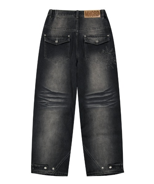 MAHAGRID(マハグリッド)の「『mahagrid/マハグリット』 WASHED POCKET DENIM PANTS/ウォッシュドポケットデニムパンツ(デニムパンツ・レディース・ブラック/ブルー・M/S)」の16枚目の写真