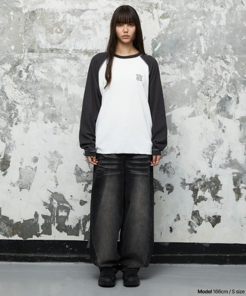 MAHAGRID(マハグリッド)の「『mahagrid/マハグリット』 WASHED POCKET DENIM PANTS/ウォッシュドポケットデニムパンツ(デニムパンツ・レディース・ブラック/ブルー・M/S)」の13枚目の写真