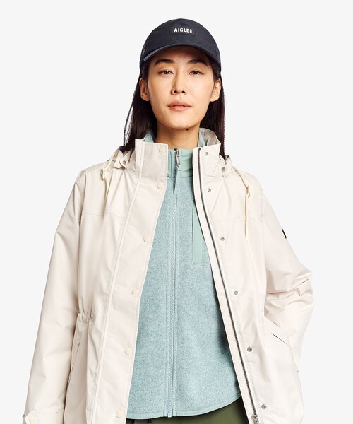 AIGLE(エーグル)の「GORE-TEX ゴアテックス 防風 防水 透湿 2レイヤー アジャスタブルウエストフーデッドジャケット T-KIT フード着脱可(マウンテンパーカー・レディース・ブラック/セージグリーン/ホワイト・38/36/42/40)」の16枚目の写真