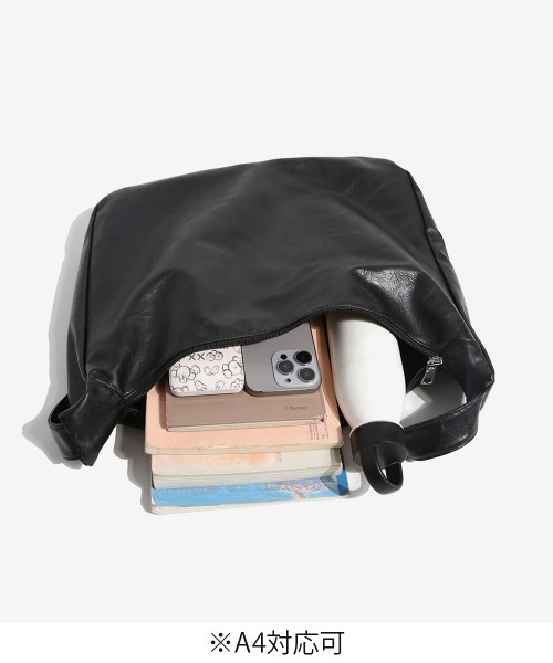 Miniministore（ミニミニストア）の「合皮ショルダーバッグ大容量A4（ショルダーバッグ・レディース・ブラウン/ブラック・FREE）」の11枚目の写真