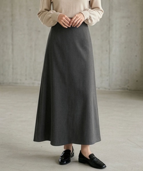 LOWO(ロワ)の「【S~2Lサイズ展開】フレアロングスカート(スカート・レディース・ブラック/チャコールグレー/ブラウン・S/L/M/2L)」の3枚目の写真