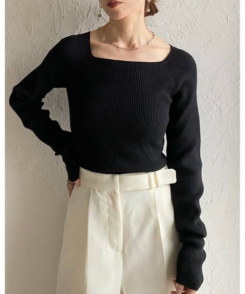 She's Closet(シーズクローゼット)の「長袖 スクエアネック リブニット トップス(ニット/セーター・レディース・レッド/アイボリー/ブラック/ネイビー/ブラウン・FREE)」の3枚目の写真