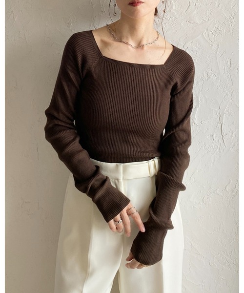 She's Closet(シーズクローゼット)の「長袖 スクエアネック リブニット トップス(ニット/セーター・レディース・レッド/アイボリー/ブラック/ネイビー/ブラウン・FREE)」の16枚目の写真