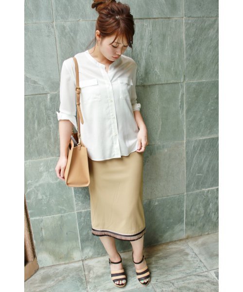 FIGARO Paris(フィガロパリ)の「パウダーツイルポケットツキシャツ◆(シャツ/ブラウス・レディース・ホワイト/ネイビー・36/38)」の18枚目の写真