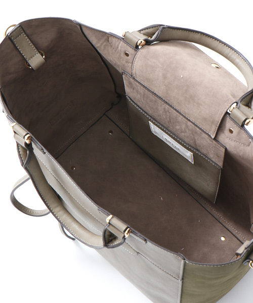 LOWELL things（ロウェル　シングス）の「【店頭人気】フロントファスナートート（トートバッグ・レディース・ベージュ/ネイビー/カーキ・FREE）」の22枚目の写真