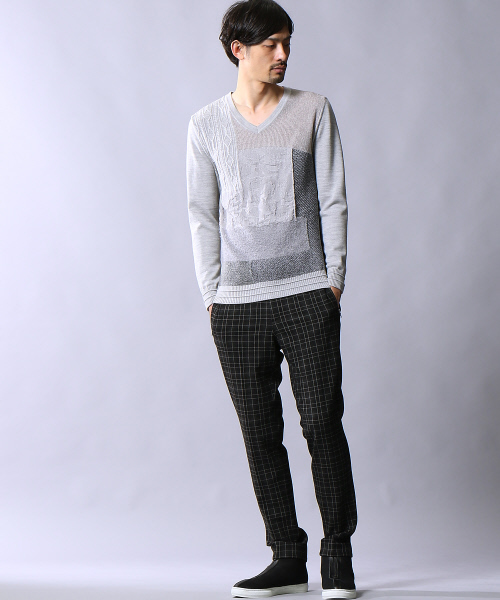 5351 POUR LES HOMMES（ゴーサンゴーイチプールオム）の「インターシャパッチワークニット（ニット/セーター・メンズ・グレー/カーキ/ブラック・44/46/48）」の13枚目の写真