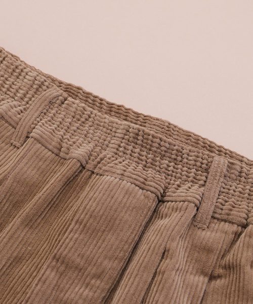 EMMA CLOTHES（エマクローズ）の「コーデュロイワイドパンツ（その他パンツ・メンズ・ブラック/ブラウン/チャコール/ダークブラウン・M/L）」の6枚目の写真