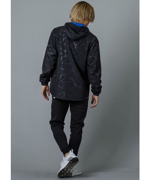 REGIEVO（レジエボ）の「【REGIEVO】大人のおしゃれなパーカー（パーカー・メンズ・ライトグレー/ブラック/オレンジ・SMALL/MEDIUM/LARGE）」の18枚目の写真