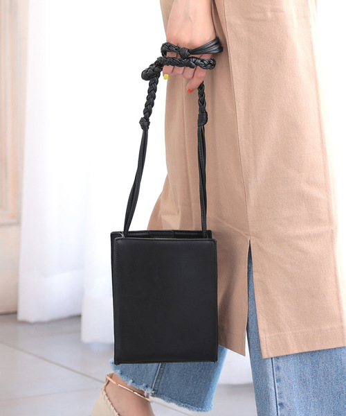 DONOBAN(ドノバン)の「ロープショルダースクエアバッグ(ショルダーバッグ・レディース・ベージュ/ホワイト/ブラック/ブラウン/アイボリー/ブルー系その他/ブラック系その他/ホワイト系その他・ONESIZE)」の19枚目の写真