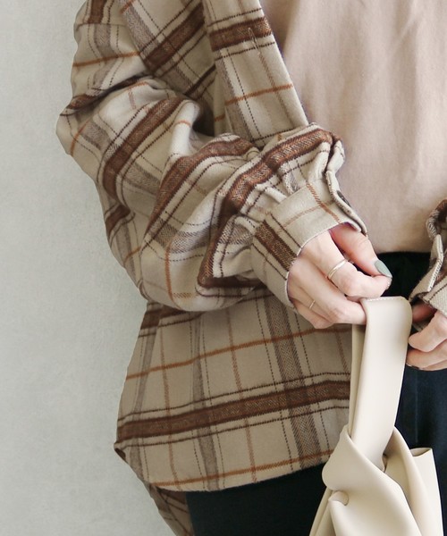 reca（レカ）の「シャギーチェックCPOシャツ（シャツ/ブラウス・レディース・ベージュ/アイボリー/モカ・M）」の9枚目の写真