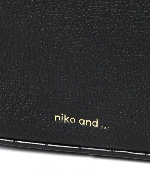 niko and...（ニコアンド）の「オリジナルミニタッセルスクエアバッグ（ショルダーバッグ・レディース・アイボリー/オレンジ/ブラック/ブルー・0）」の11枚目の写真