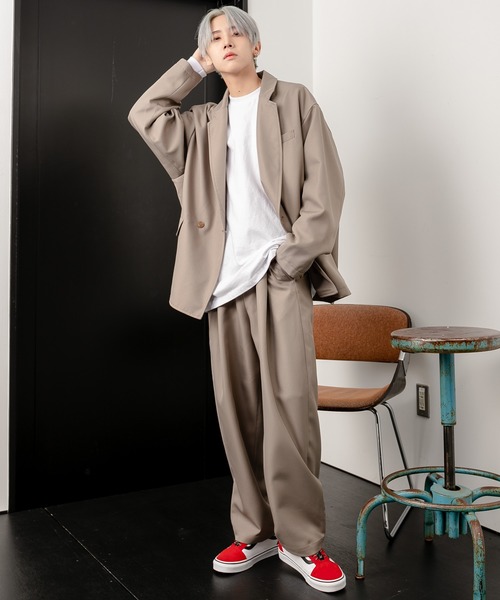 PUBLUX(パブリュクス)の「PUBLUX/パブリュクス オーバーサイズ スタプレ Wセットアップ/ビッグシルエット SET UP/ダブルジャケット/ワイドパンツ(テーラードジャケット)」|グレイッシュベージュ