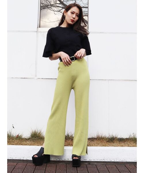 EMODA(エモダ)の「カッティングハイバルキーヒール(サンダル・レディース・ブラック/ベージュ/ブラウン・SMALL/MEDIUM/LARGE)」の16枚目の写真