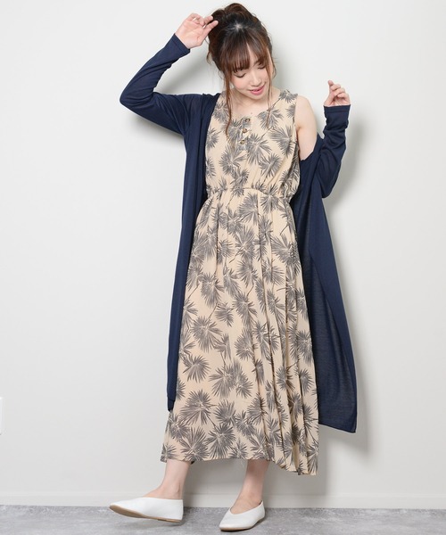 shopnikoniko(ショップニコニコ)の「ノースリーブ ロングワンピース ヤシ柄 ボタニカル(ワンピース・レディース・ベージュ/ブラック/オフホワイト・フリー)」の13枚目の写真