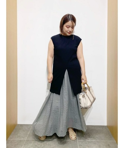 LAATO（ラート）の「RIB NO-SLEEVE  TANK（タンクトップ・レディース・ブラック/パープル/オフホワイト・FREE）」の18枚目の写真