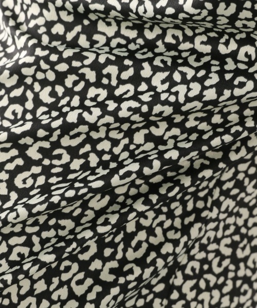 LOWRYS FARM（ローリーズファーム）の「サテンイージーパンツ　894666（その他パンツ・レディース・オレンジ/グリーン/アイボリー/ブラック系その他/チャコールグレー・FREE）」の14枚目の写真