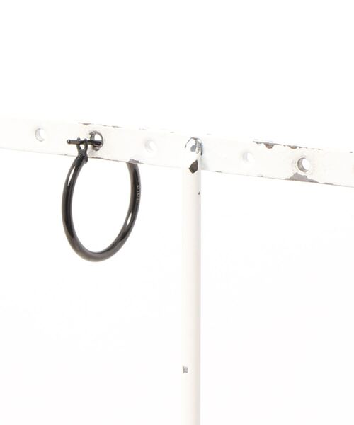 Pledge（プレッジ）の「/Pledge（プレッジ）/フープ ピアス（ソロ）（ピアス（片耳用）・メンズ・ブラック/シルバー/ゴールド・FREE）」の4枚目の写真