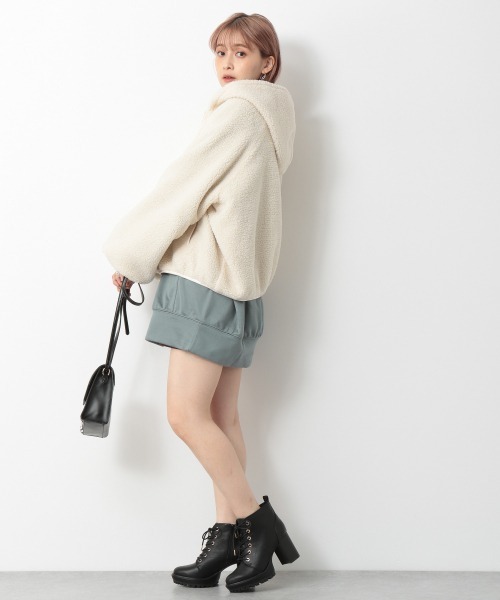 Heather(ヘザー)の「ボアZIPパーカー 925812(パーカー・レディース・ホワイト/ベージュ/ブラウン・FREE)」の5枚目の写真