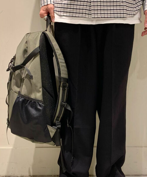 FREDY MAC（フレディーマック）の「FREDYMAC コンパクトデイパック（バックパック/リュック・メンズ・ブラック/カーキ・FREE）」の21枚目の写真